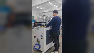Machine de fixation de bande de tête et de queue de bloc de livre semi-automatique1