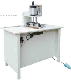 Solution d'arrondi de caisses semi-automatique HX300CBR offrant un arrondi précis des bords des cartons et des performances pour les lignes d'emballage