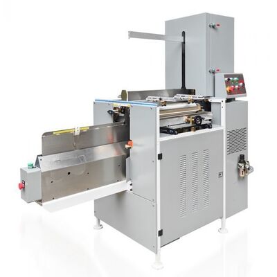 HXCIM Semi Auto Casing In Machine équipée d'un boîtier automatique d'alimentation de la colonne vertébrale de pré pliage alignement de pressage et de pliage pour le boîtier de livre